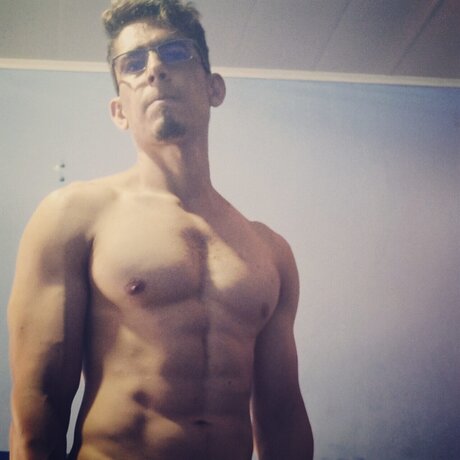 spartan boy onlyfans desnuda