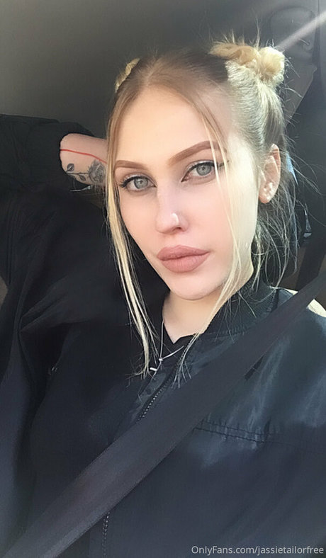 jassietailorfree nudes onlyfans leaks