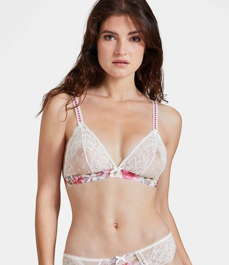 Eve Dumon feet onlyfans