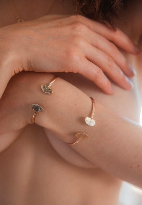 Eve Dumon onlyfans pics