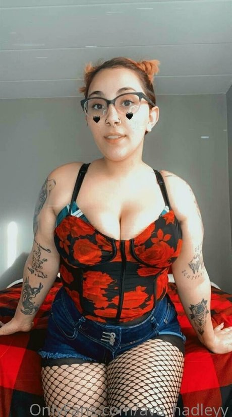 ava hadleyy nude onlyfans pics
