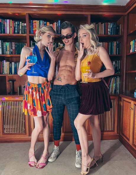 Molly Devon nude on onlyfans