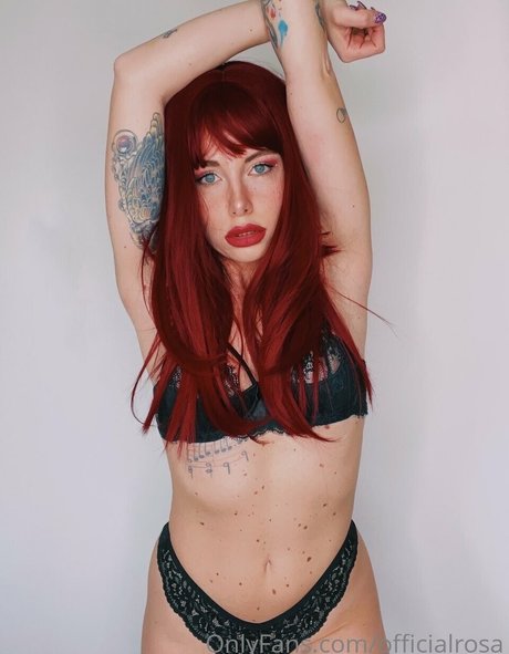 Officialrosa onlyfans public photos