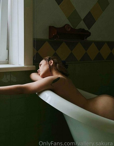 vallery sakura onlyfans images