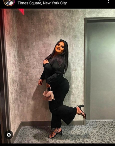 Chloe Jade Paul on onlyfans