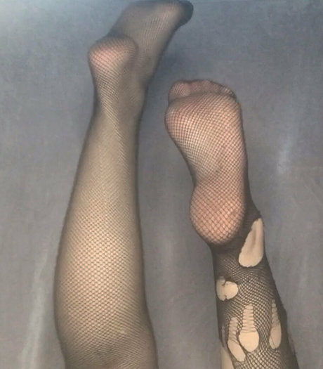 infectxdghoul onlyfans nude tits