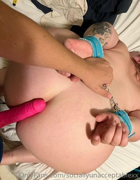 sociallyunacceptablexx free onlyfans