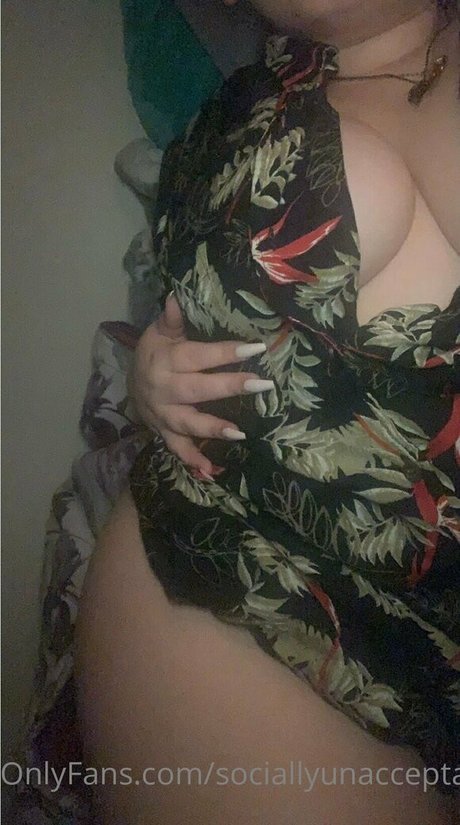 sociallyunacceptablexx onlyfans porno