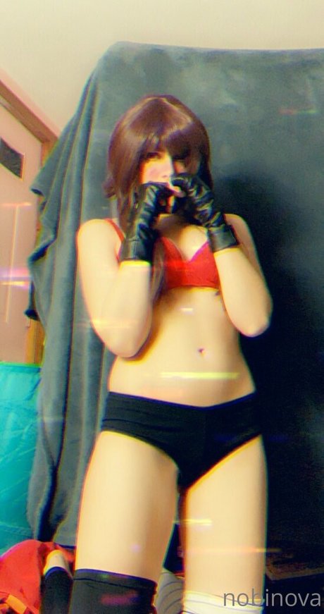 nobinova Profile pic