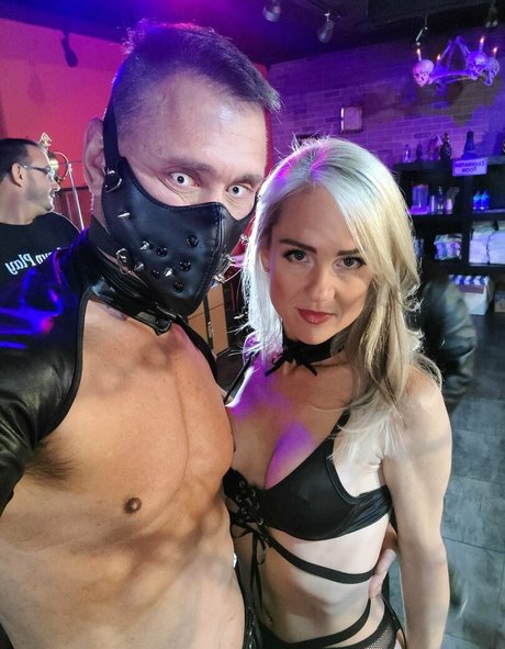 swinger couple onlyfans nudes leaks