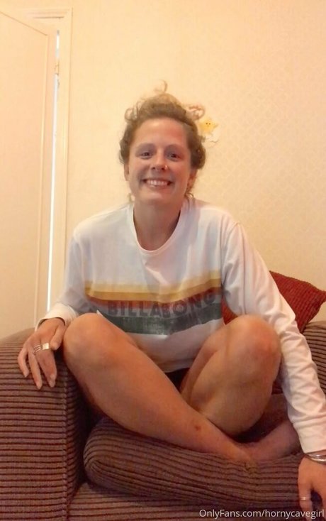 hornycavegirl onlyfans post