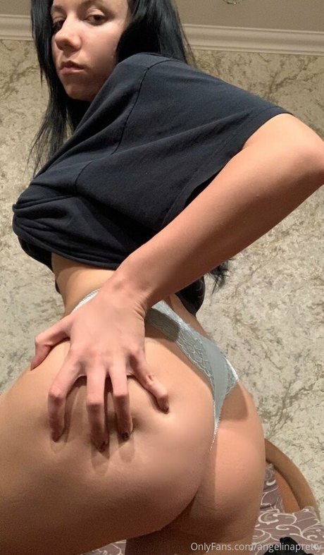 angelinapretty onlyfans nsfw