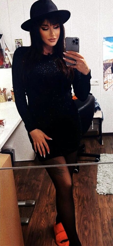 gelliii93_ onlyfans leaked.