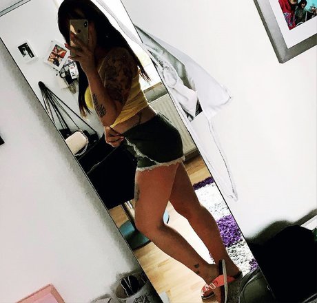 gelliii93_ onlyfans leaj