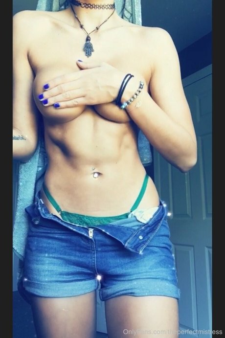 Perfect Mistress tits onlyfans