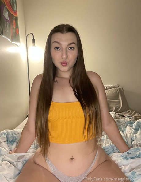 maggierayelle onlyfans nudes leak
