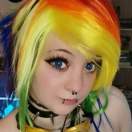 littlescarefoxfree new onlyfans leaks