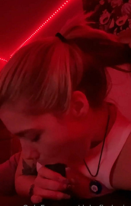 pretty onlyfans hot porn depiction