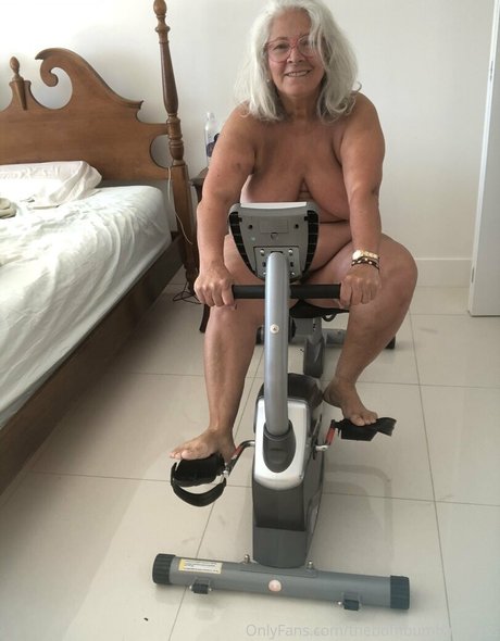 thebumbumbaroness onlyfans nude leaks