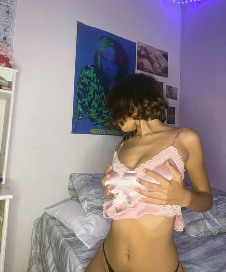 SweetWenn leaked onlyfans photos