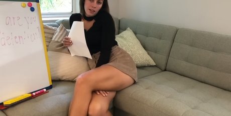 Miss Bell ASMR Profile pic