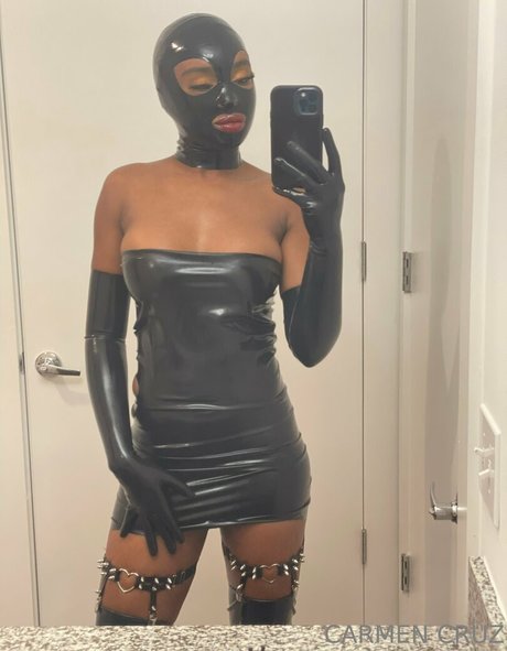 carmencruz onlyfans boobs