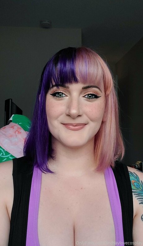 lindsaylovecosplay onlyfans leaks