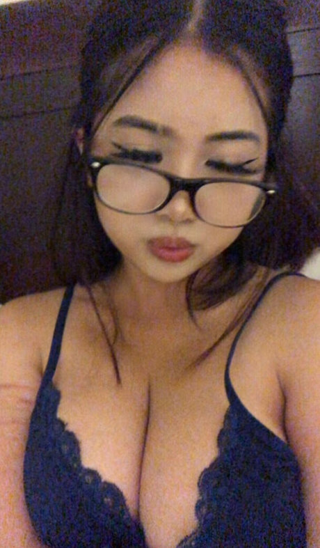 Ninannguyyen naked on onlyfans