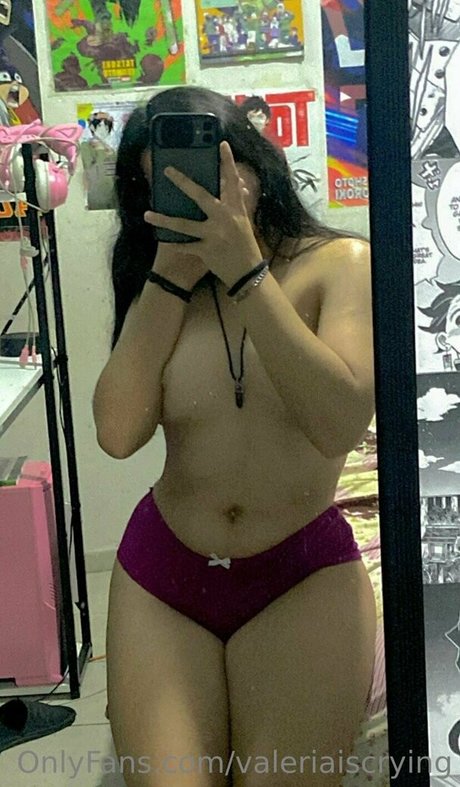 valeriaiscrying onlyfans strip