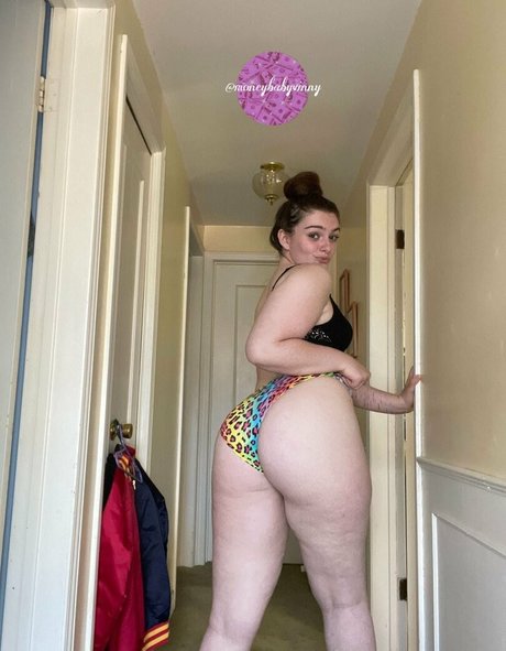 moneybabyvinny onlyfans leaked tits