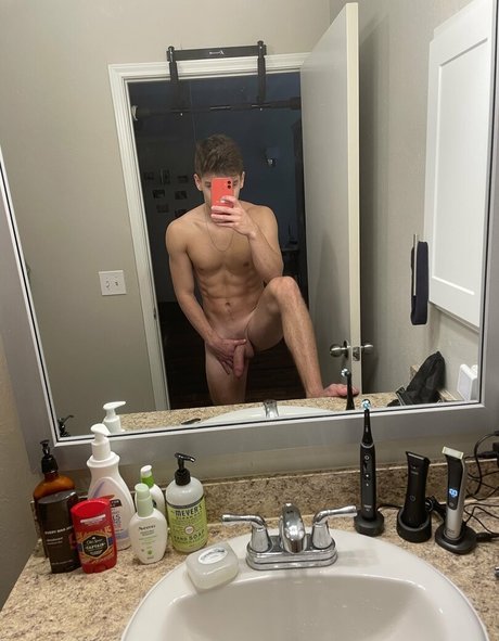 ryancapone sexy onlyfans