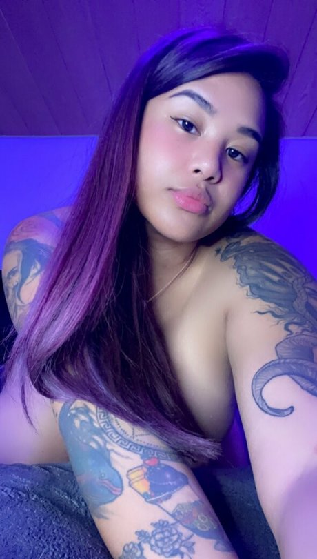 desireedeep naked onlyfans pics