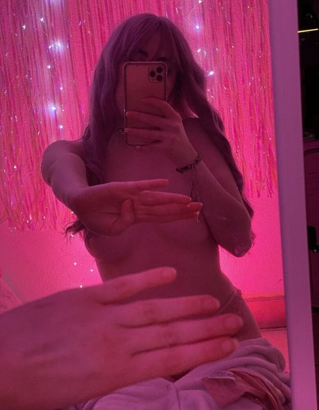 Mrs Bonniie nude onlyfans leaked