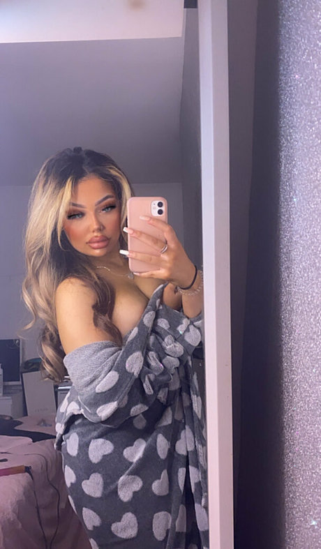 emilyexotics onlyfans boobs