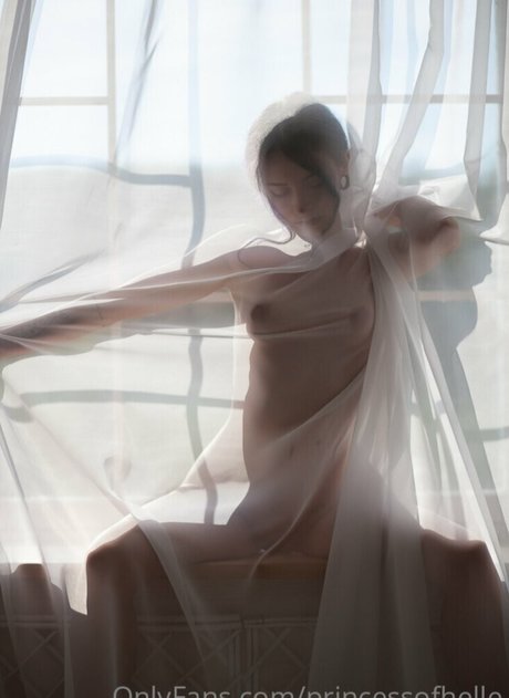 princessofhelle nude onlyfans leak