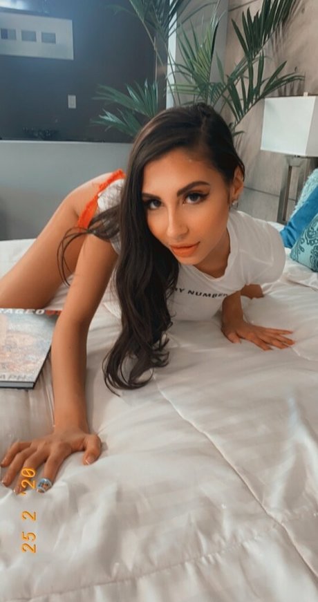 Gianna diorxxx leaked onlyfans pictures