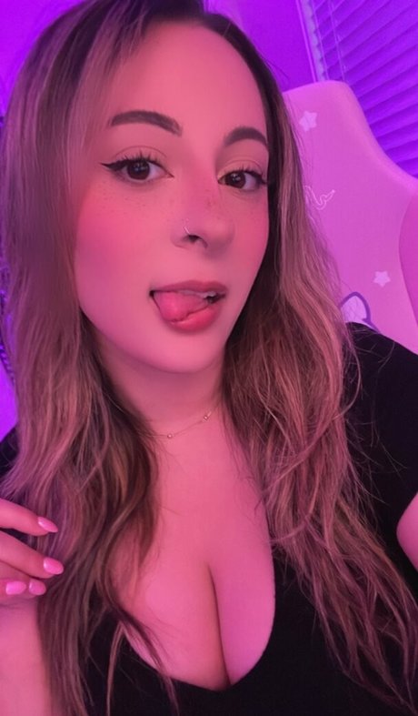 Pinkeeplays onlyfans leaked