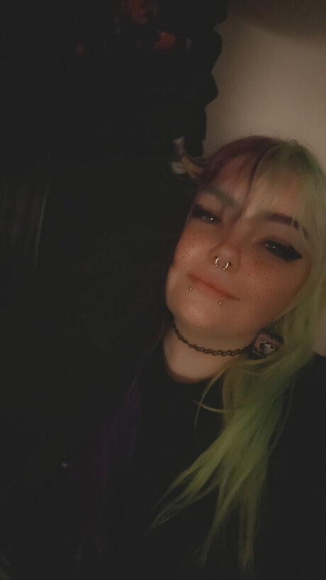 _Maeve Iris_ onlyfans pic