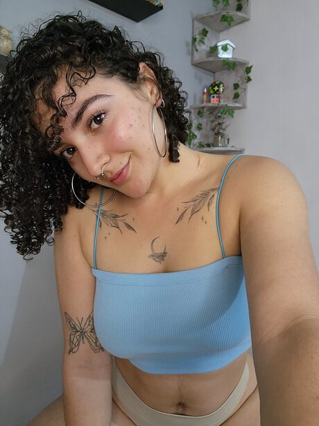 curvy milf onlyfans top shots