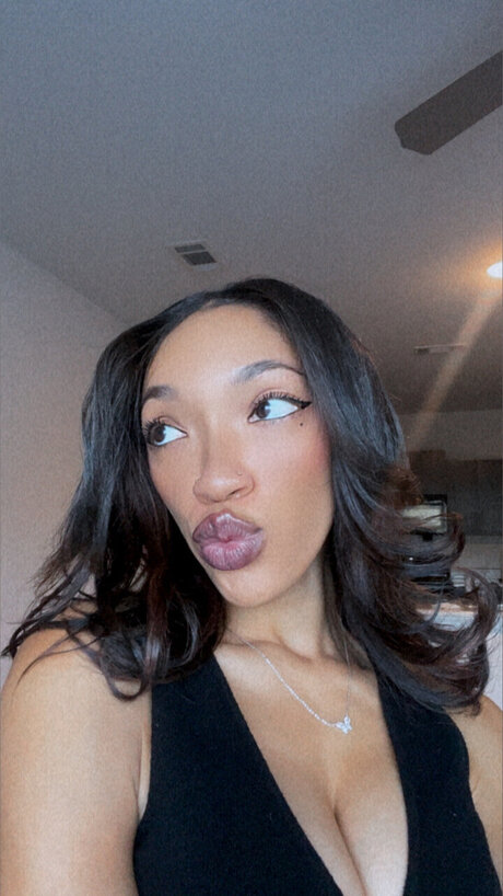 badgirl e_ naked onlyfans leak