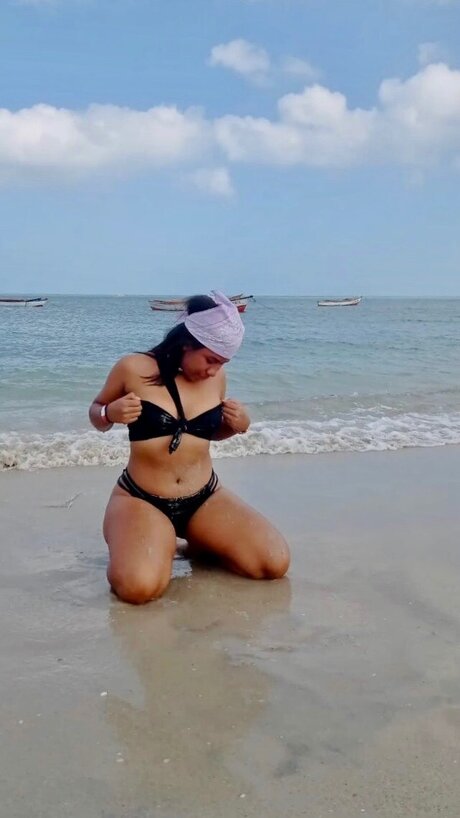 Perla brunette onlyfans hot