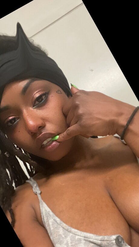 Miss Happy Ending nudes leaked onlyfans