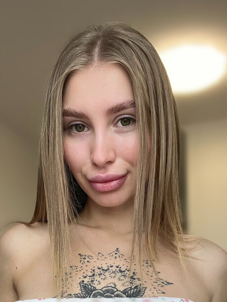 Vixie_ only fans photos