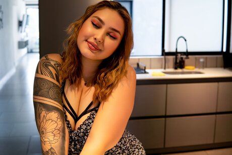 EuforiaMuse Your Naughty Curvy Girl_ leak onlyfans