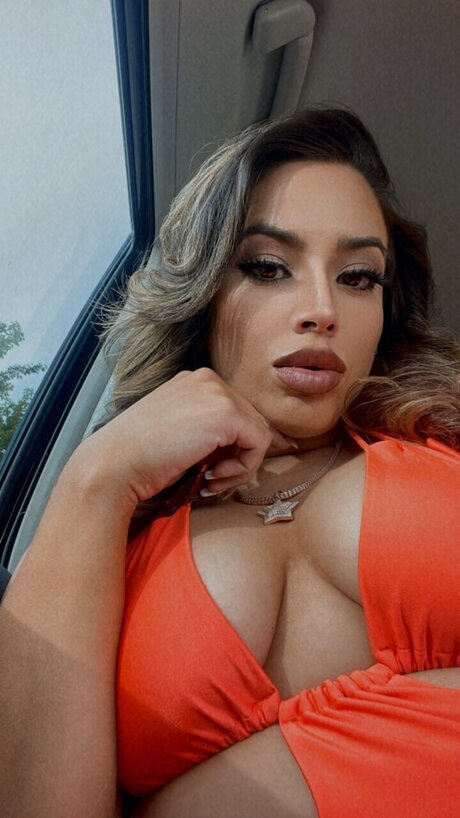 Mamisita24 onlyfans creator