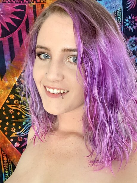 Purple Haze onlyfans leaks.