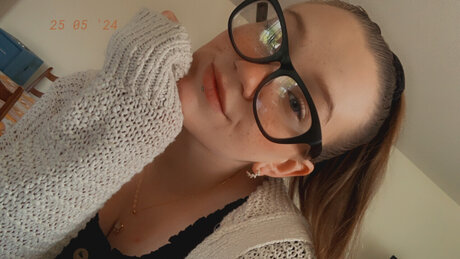 Marie Jayne420 onlyfans leaked pictures