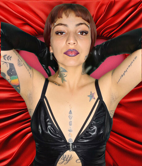 Alpha Sun PEGGING QUEEN naked leaked onlyfans