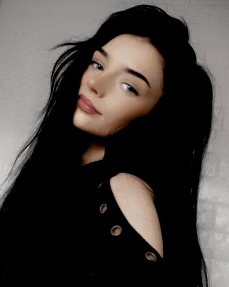 Luna Mae only fans pictures