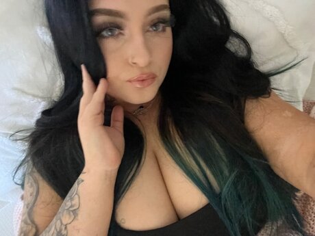 cloe bartlett naked onlyfans